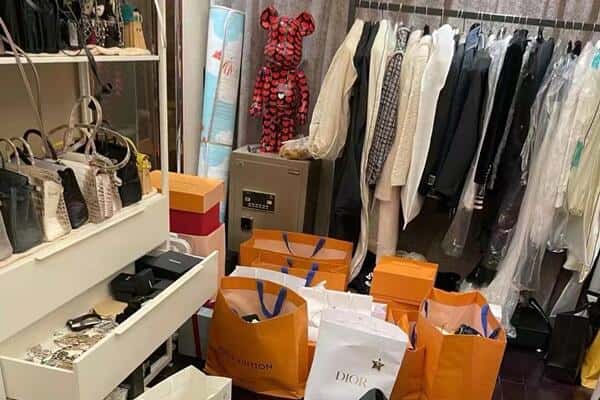 阜阳市太和回收一线品牌衣服